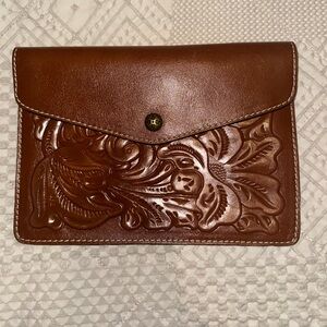 Patricia Nash envelope style clutch